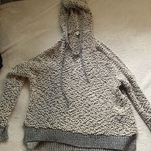 Popcorn style sweater